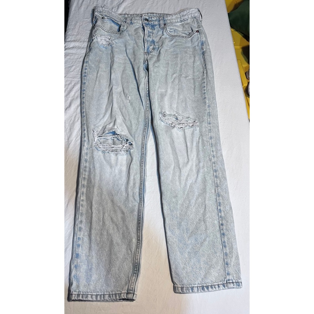 H&M Boyfriend‎ Jeans Low Waist Light Wash Ripped Distressed Denim Women Size 6
